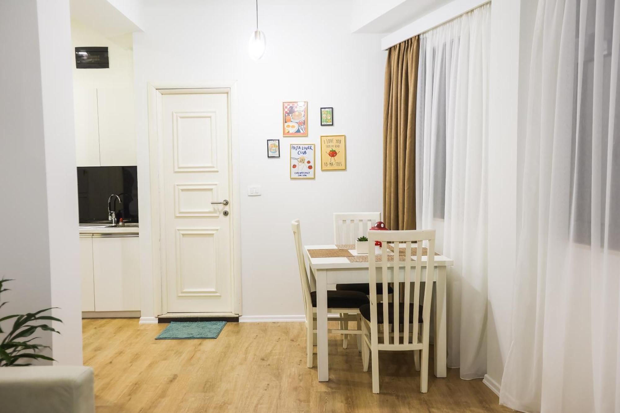 At Bazaar Central Apartment Tiran Dış mekan fotoğraf